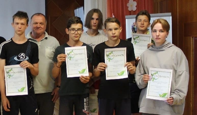 На общем собрании подвели итоги трудовой бригады