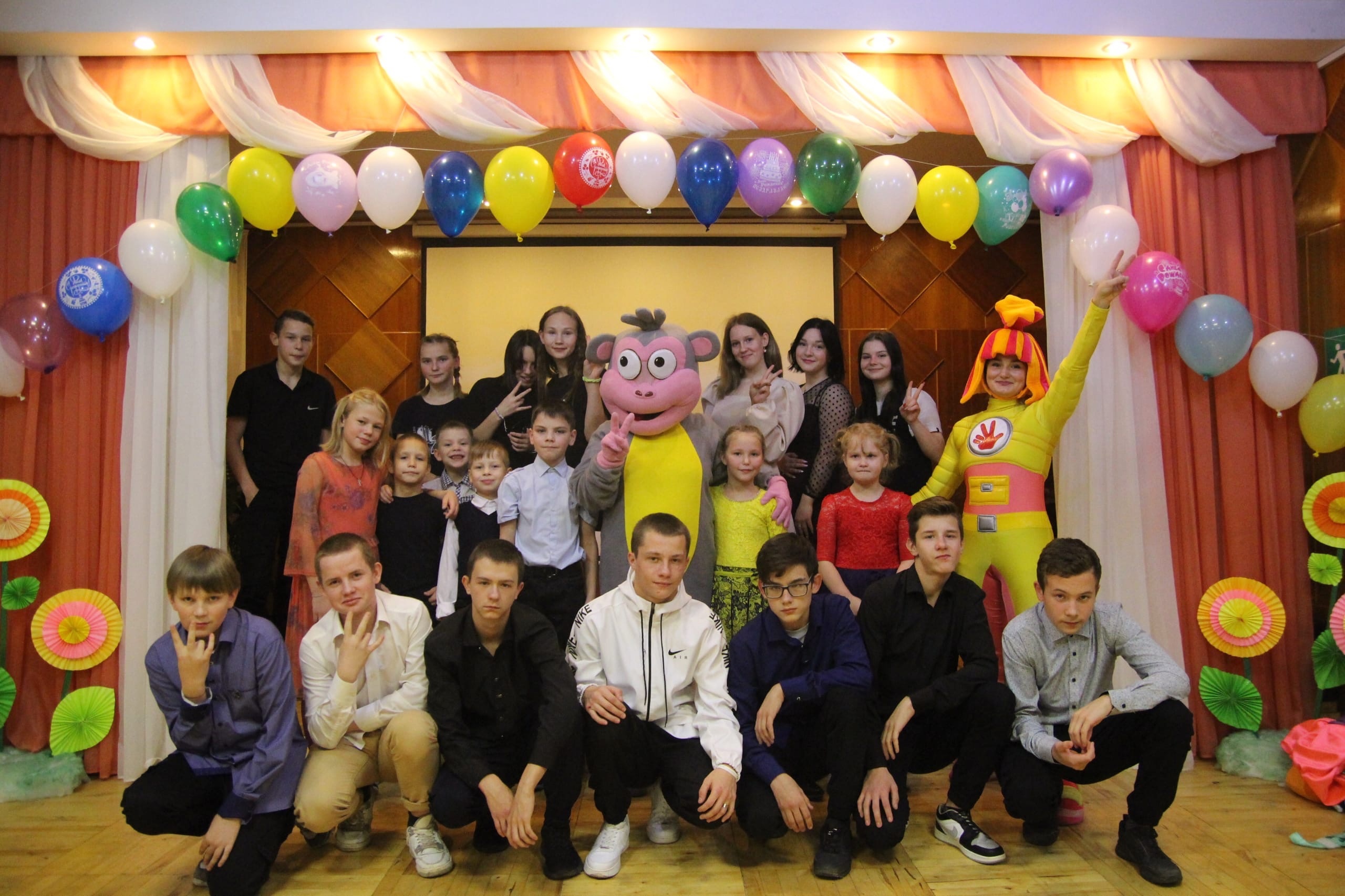 новый год в белозерске 2022. кромская оо бу кцсон. белозерский центр помощи детям оставшимся. белозерский центр помощи детям оставшимся. протоиерей александр стулов.