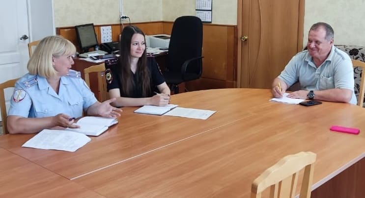 На базе Центра прошла рабочая встреча с представителями МО МВД России "Белозерский"